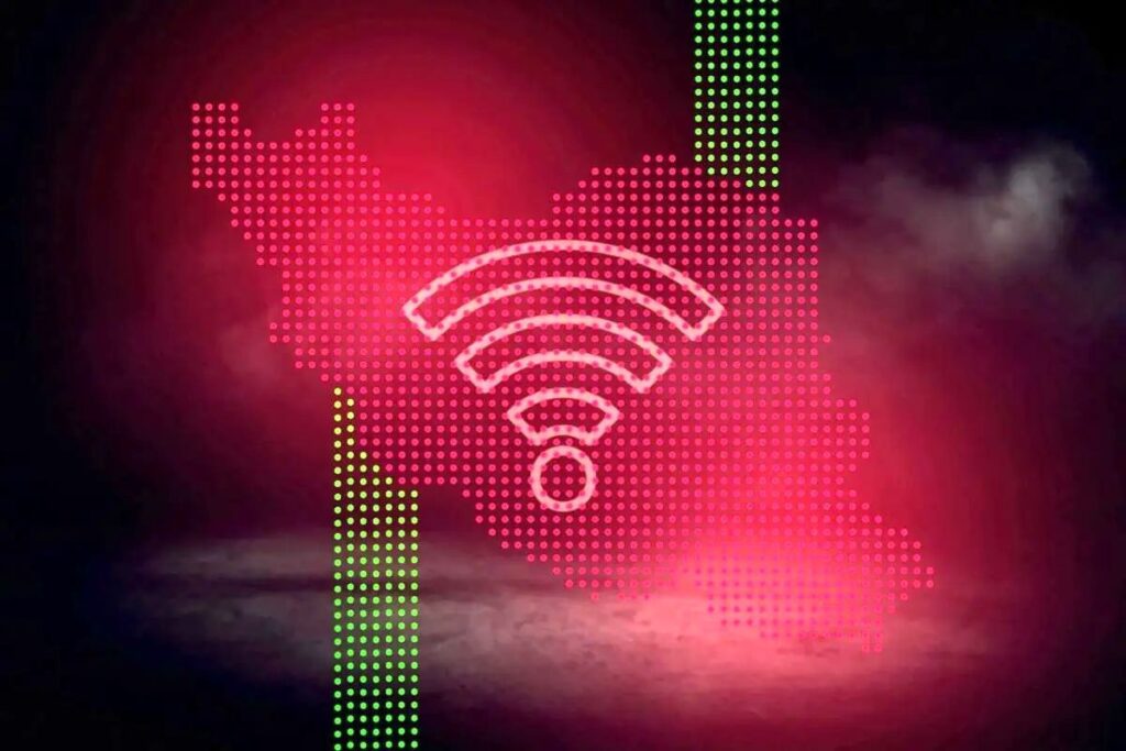 اینترنت جنوب خراسان رضوی را مختل شد/ سارق ناشی ارتباطات یک منطقه را فلج کرد اینترنت جنوب خراسان رضوی را مختل شد/ سارق ناشی ارتباطات یک منطقه را فلج کرد
