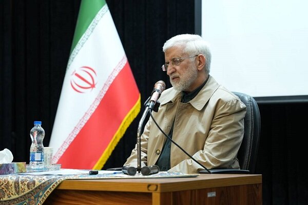 جلیلی: آمریکا نشان داد مذاکره را پوششی برای فشار و حمله میداند جلیلی: آمریکا نشان داد مذاکره را پوششی برای فشار و حمله میداند