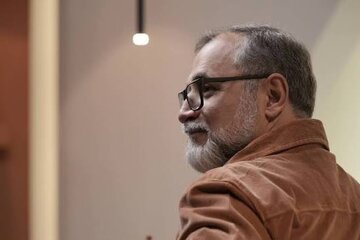 حامد شکیبانیا: «باید برخاست» سندی تصویری از یک لحظه تاریخی خواهد بود حامد شکیبانیا: «باید برخاست» سندی تصویری از یک لحظه تاریخی خواهد بود