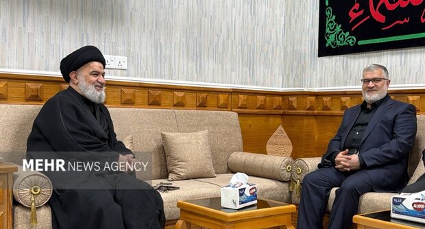 دیدار معتمدیان با تولیت آستان مقدس حضرت ابوالفضل العباس(ع) دیدار معتمدیان با تولیت آستان مقدس حضرت ابوالفضل العباس(ع)