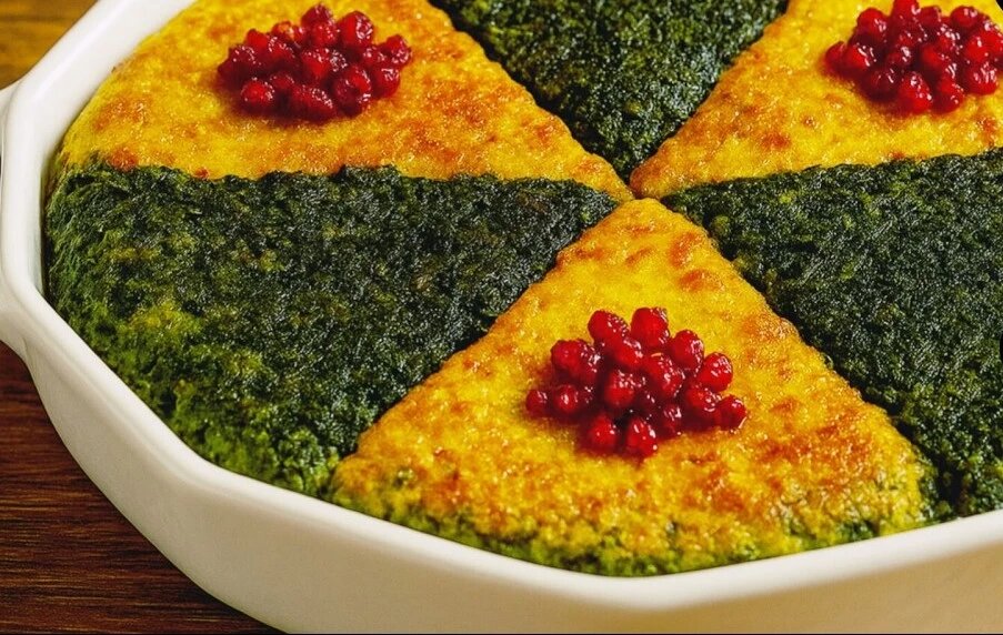 طرز تهیه کوکو سبزی و سیب زمینی دو رنگ برای ۶ نفر + آموزش تصویری طرز تهیه کوکو سبزی و سیب زمینی دو رنگ برای ۶ نفر + آموزش تصویری