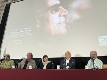 عباس کیارستمی «سفیر بدون گذرنامه ایران» بود عباس کیارستمی «سفیر بدون گذرنامه ایران» بود