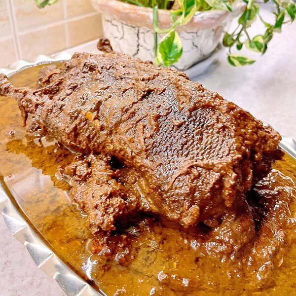 فسنجان اردک؛ غذایی که شما را یکراست به کودکی و عروسی های روستایی گیلان می برد فسنجان اردک؛ غذایی که شما را یکراست به کودکی و عروسی های روستایی گیلان می برد