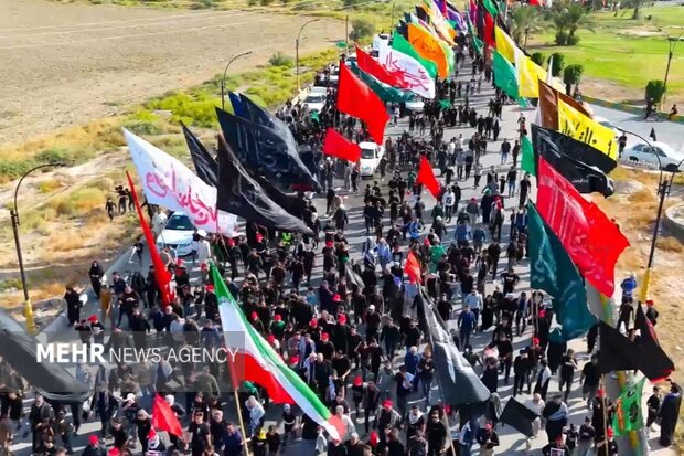 وین میزبان نمایشگاه عکس «راههای روح» اربعین حسینی(ع) وین میزبان نمایشگاه عکس «راههای روح» اربعین حسینی(ع)