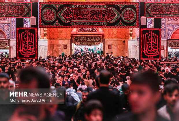 پیادهروی اربعین یک نماد عینی برای نشان دادن قدرت امت مبعوث است پیادهروی اربعین یک نماد عینی برای نشان دادن قدرت امت مبعوث است