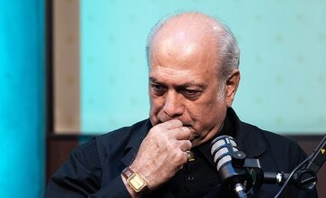 یادداشت احساسی بهمن دان برای رهبر شهید؛ قلمم هم در این وداع گریه میکند یادداشت احساسی بهمن دان برای رهبر شهید؛ قلمم هم در این وداع گریه میکند