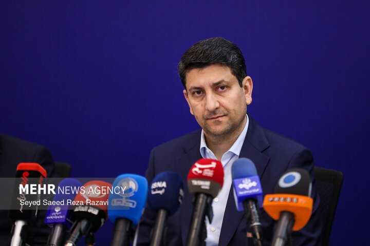 انتقاد وزیر ارتباطات از دوگانهسازی میان اینترنت و شبکه ملی اطلاعات انتقاد وزیر ارتباطات از دوگانهسازی میان اینترنت و شبکه ملی اطلاعات
