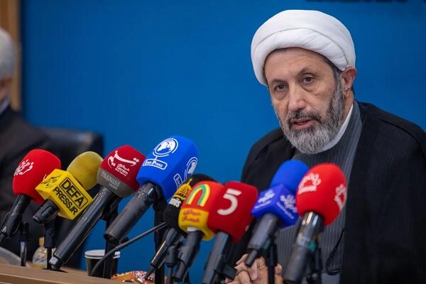 تجلیل از ۴۵ چهره شاخص در اولین دوره جایزه جهانی دیپلماسی فرهنگی تجلیل از ۴۵ چهره شاخص در اولین دوره جایزه جهانی دیپلماسی فرهنگی