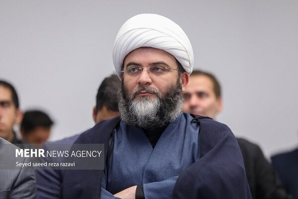 حجت الاسلام قمی: «مسجد» محور جامعه مبعوث است حجت الاسلام قمی: «مسجد» محور جامعه مبعوث است