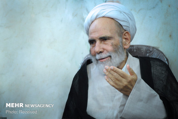 ماجرای اصرار موکبدار به آیت الله مجتبی تهرانی در مشایه/نذری که ادا شد ماجرای اصرار موکبدار به آیت الله مجتبی تهرانی در مشایه/نذری که ادا شد