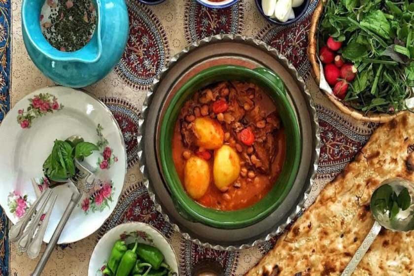 یک آبگوشت متفاوت از قم؛ طرز تهیه آبگوشت قنبید با گوشت و کلم قمری یک آبگوشت متفاوت از قم؛ طرز تهیه آبگوشت قنبید با گوشت و کلم قمری