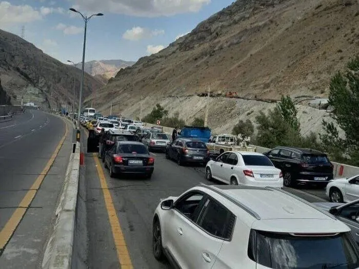 آخرین وضعیت ترافیکی جادهها / چالوس و آزادراه قزوین–کرج سنگین شد آخرین وضعیت ترافیکی جادهها / چالوس و آزادراه قزوین–کرج سنگین شد