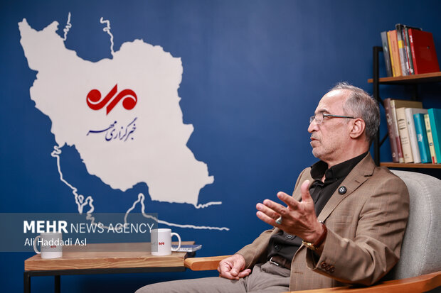 آشتیانی:دشمن باید بفهمد کت تن کیست؛آمریکا به دیوار سخت ایران خورده است آشتیانی:دشمن باید بفهمد کت تن کیست؛آمریکا به دیوار سخت ایران خورده است