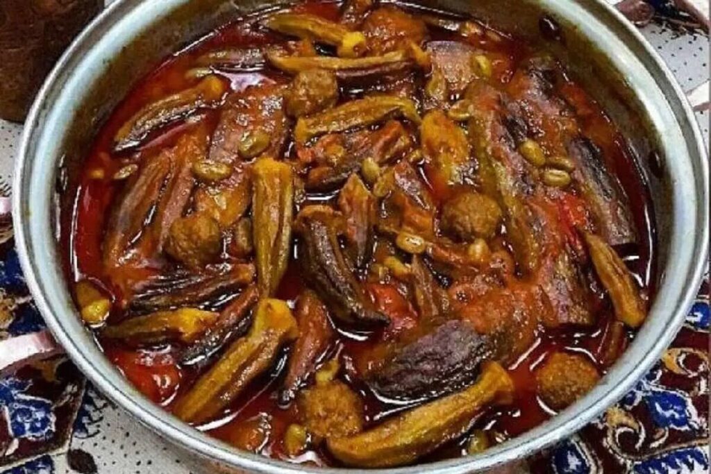 اگر خورش بامیه اهوازی را به روش ما بپزید لزج نمی شود اگر خورش بامیه اهوازی را به روش ما بپزید لزج نمی شود