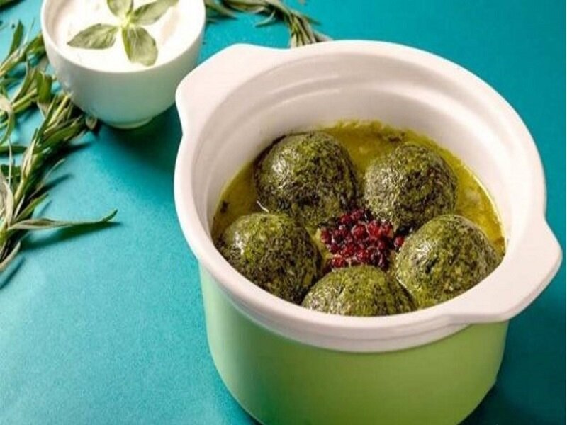این کوفته شیرازی با همه کوفتهها فرق دارد؛ طرز تهیه کوفته سبزی مجلسی این کوفته شیرازی با همه کوفتهها فرق دارد؛ طرز تهیه کوفته سبزی مجلسی