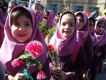 جشن شکوفهها امسال یک روز زودتر برگزار میشود / علت چیست؟ جشن شکوفهها امسال یک روز زودتر برگزار میشود / علت چیست؟