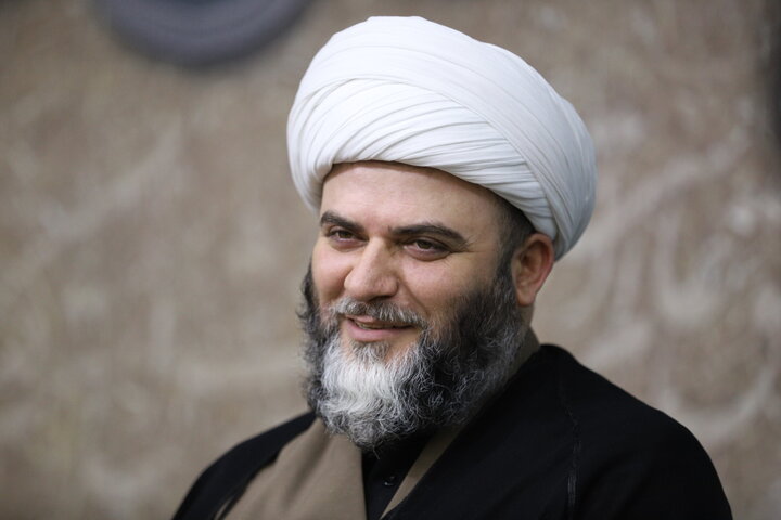 حجت الاسلام قمی: جلوداران و بانیان ۲۰۰شب میدانداری مردم، بانوان بودند حجت الاسلام قمی: جلوداران و بانیان ۲۰۰شب میدانداری مردم، بانوان بودند