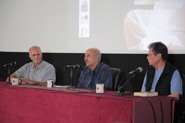 در حوزه مستند بیش از سرمایه مالی، به سرمایه معنوی نیاز است در حوزه مستند بیش از سرمایه مالی، به سرمایه معنوی نیاز است