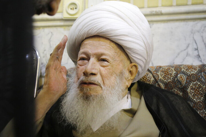 دومین سالگرد ارتحال آیتالله محفوظی در مسجد اعظم قم برگزار میشود دومین سالگرد ارتحال آیتالله محفوظی در مسجد اعظم قم برگزار میشود