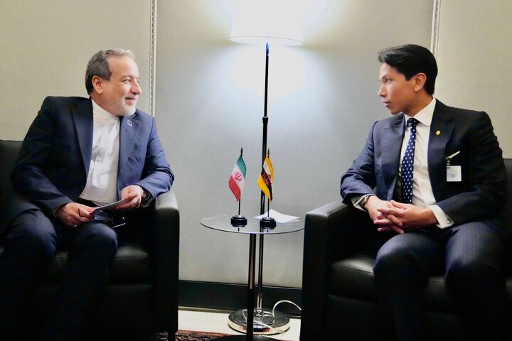 دیدار عراقچی با وزیران خارجه برونئی و قبرس در حاشیه سازمان ملل دیدار عراقچی با وزیران خارجه برونئی و قبرس در حاشیه سازمان ملل