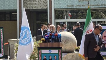 رئیس دانشگاه تهران: در جنگ اخیر ۲ استاد و ۵ دانشجو را از دست دادیم رئیس دانشگاه تهران: در جنگ اخیر ۲ استاد و ۵ دانشجو را از دست دادیم