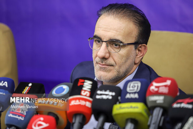 رئیسزاده: توزیع نامتوازن متخصصان چالش اصلی نظام سلامت است رئیسزاده: توزیع نامتوازن متخصصان چالش اصلی نظام سلامت است