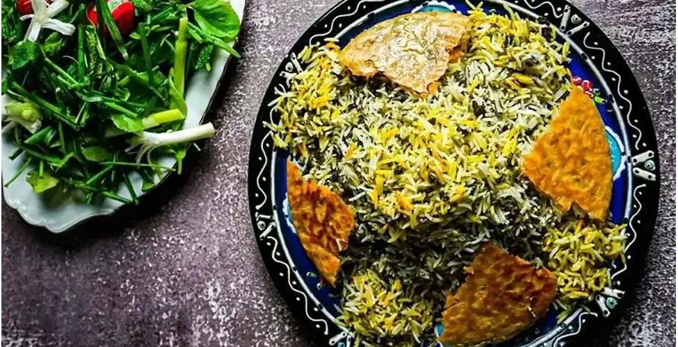 سبزیپلو سمنانی؛ پلوی متفاوت و خوشمزهای که کمتر کسی میشناسد سبزیپلو سمنانی؛ پلوی متفاوت و خوشمزهای که کمتر کسی میشناسد