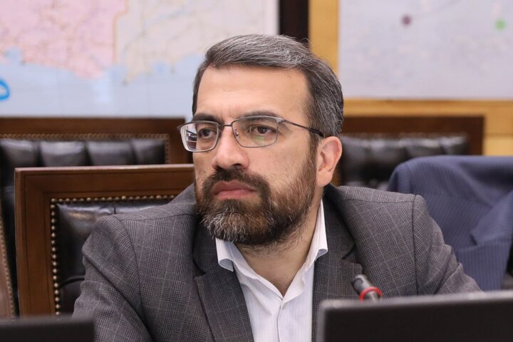 محمودی: مردم را نباید با تقسیمبندیهای سیاسی ابزار قدرت کرد محمودی: مردم را نباید با تقسیمبندیهای سیاسی ابزار قدرت کرد