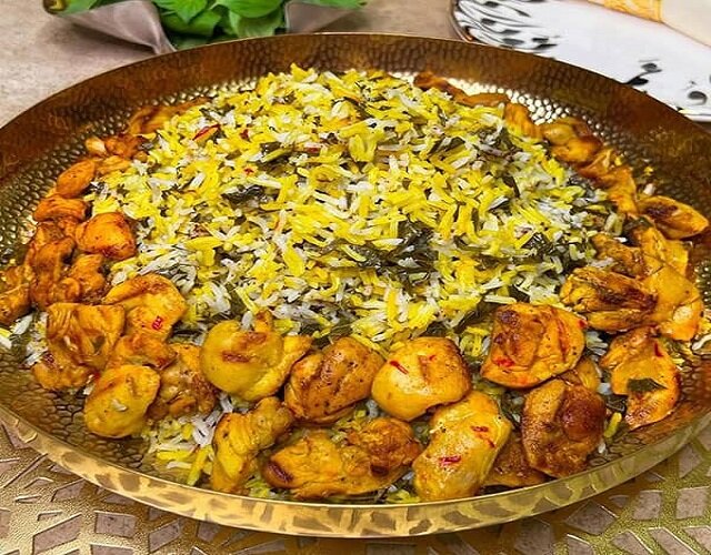 یک پلوی ایرانی متفاوت با برگ انگور؛ طرز تهیه تاک پلو شاهرودی یک پلوی ایرانی متفاوت با برگ انگور؛ طرز تهیه تاک پلو شاهرودی